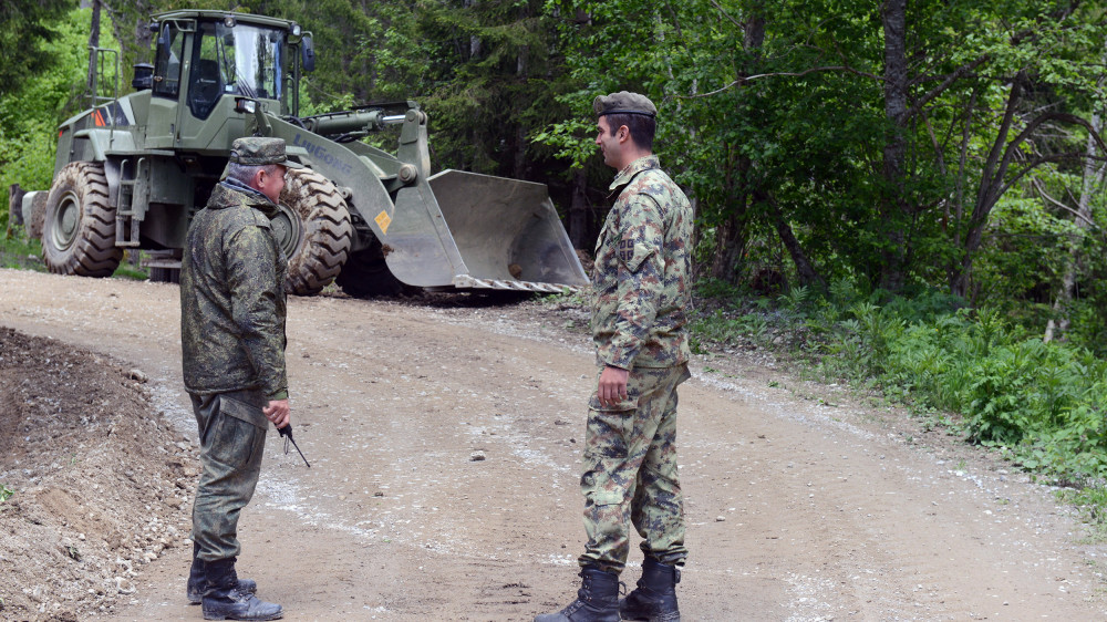 Humanitarna asistencija srpskih i ruskih inžinjeraca